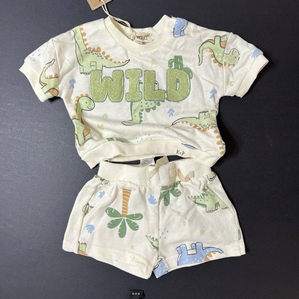 Old Navy X Disney Mickey Minnie Baby Shoes Size 0-3 Months With Outfit